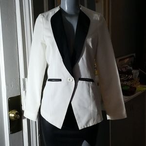 Tuxedo blazer. Womens size medium
